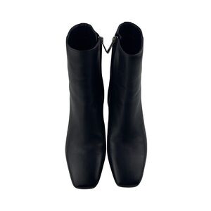 SAM EDELMAN Lizzo Bootie in Black